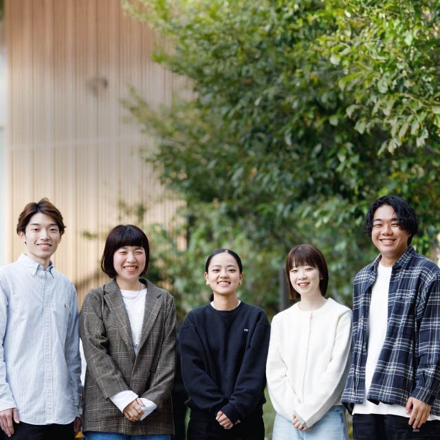 「私服勤務」で  自分らしく
